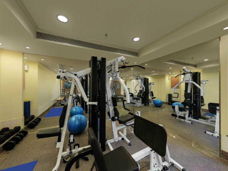 Savoy Suites Ноида Съоръжения снимка