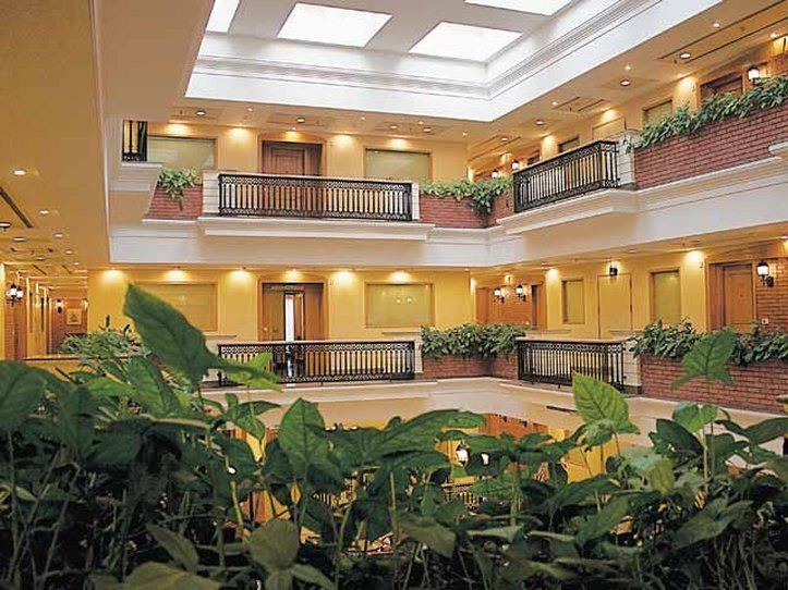 Savoy Suites Ноида Екстериор снимка